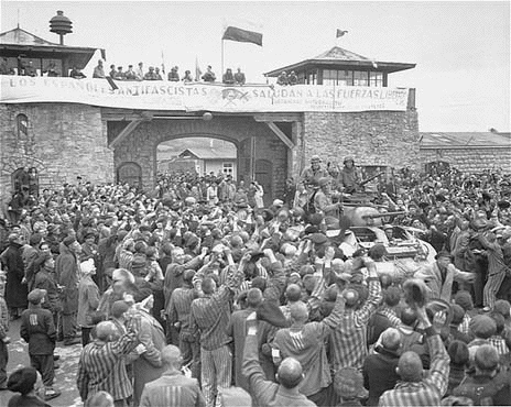 Mauthausen
                                                        survivors