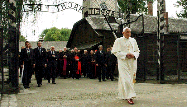 pope benedict xvi nazi. Pope Benedict XVI at Auschwitz
