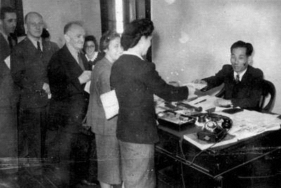 Jewish Refugees in a Shanghai Government Office