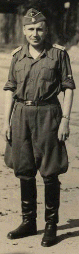 Kar Hoecker, 1944
